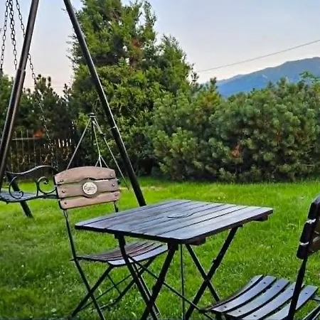 Domek alpejski Air-conditioned With A Mountain View And A Private Garden Murzasichle